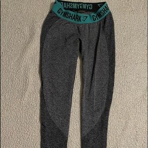 medium gym shark leggings dark grey